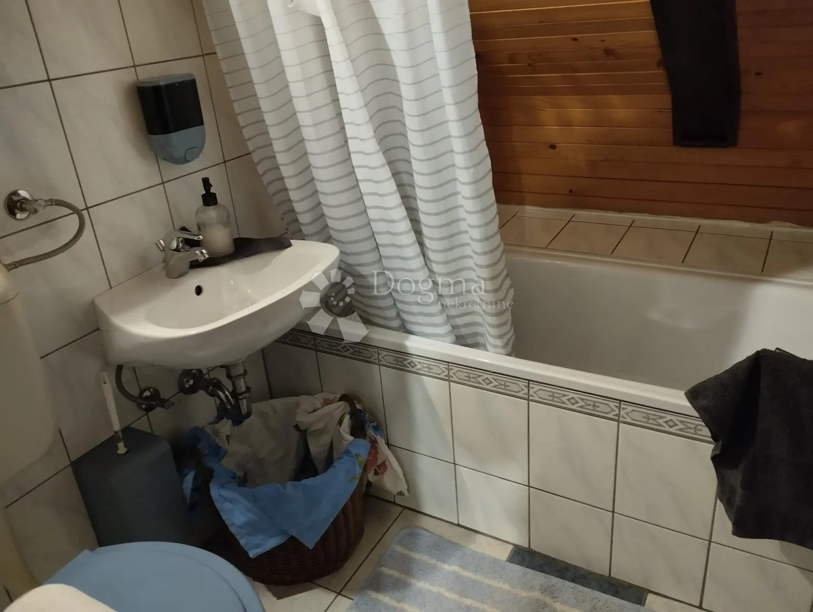 samostojeća kuća u idiličnom okruženju - slika 13