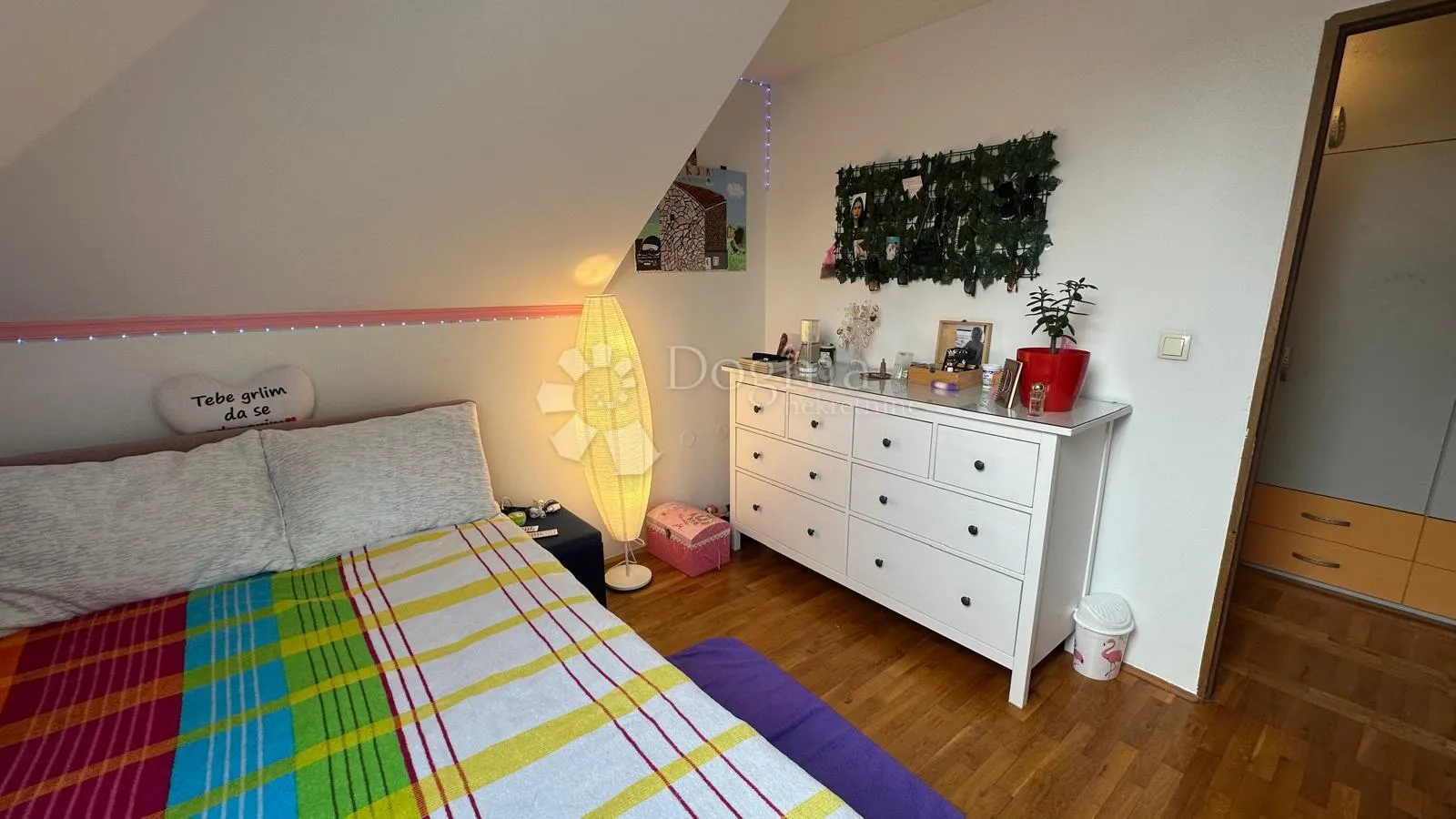 prodaja kuće, sesvete, 252m2 - slika 20