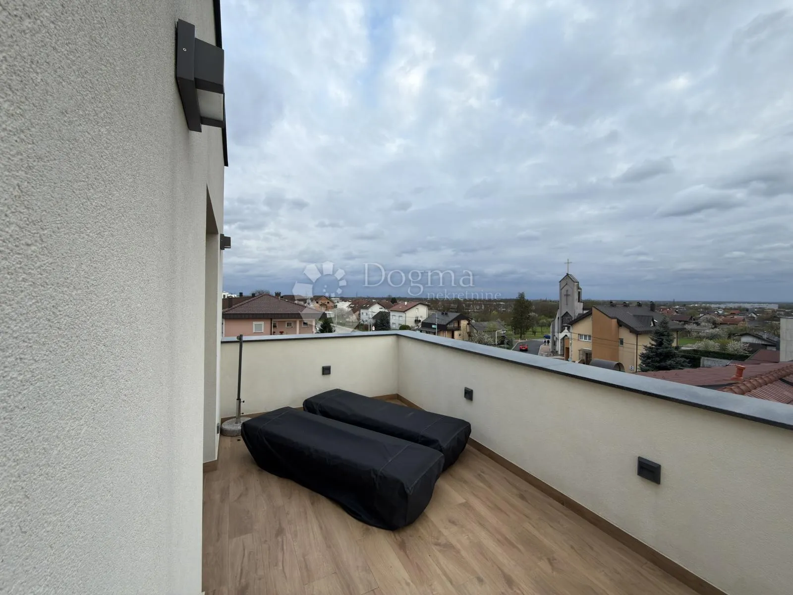 penthouse sesvete | 129 m2 | dizajnerski uređen - slika 12