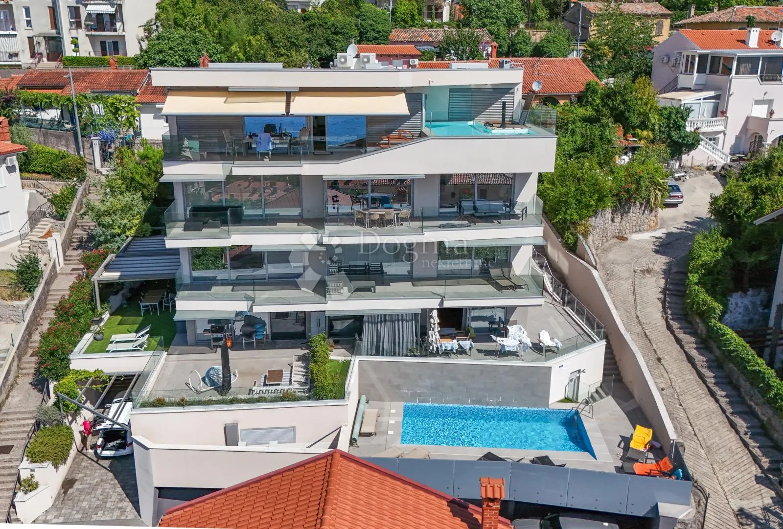 prodaja luksuznog stana u centru opatije, balkon, pogled - slika 16
