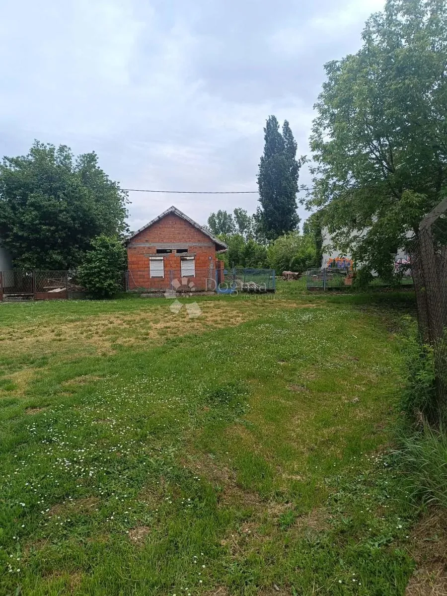 samostojeća kuća u valpovu s velikom okućnicom - slika 3