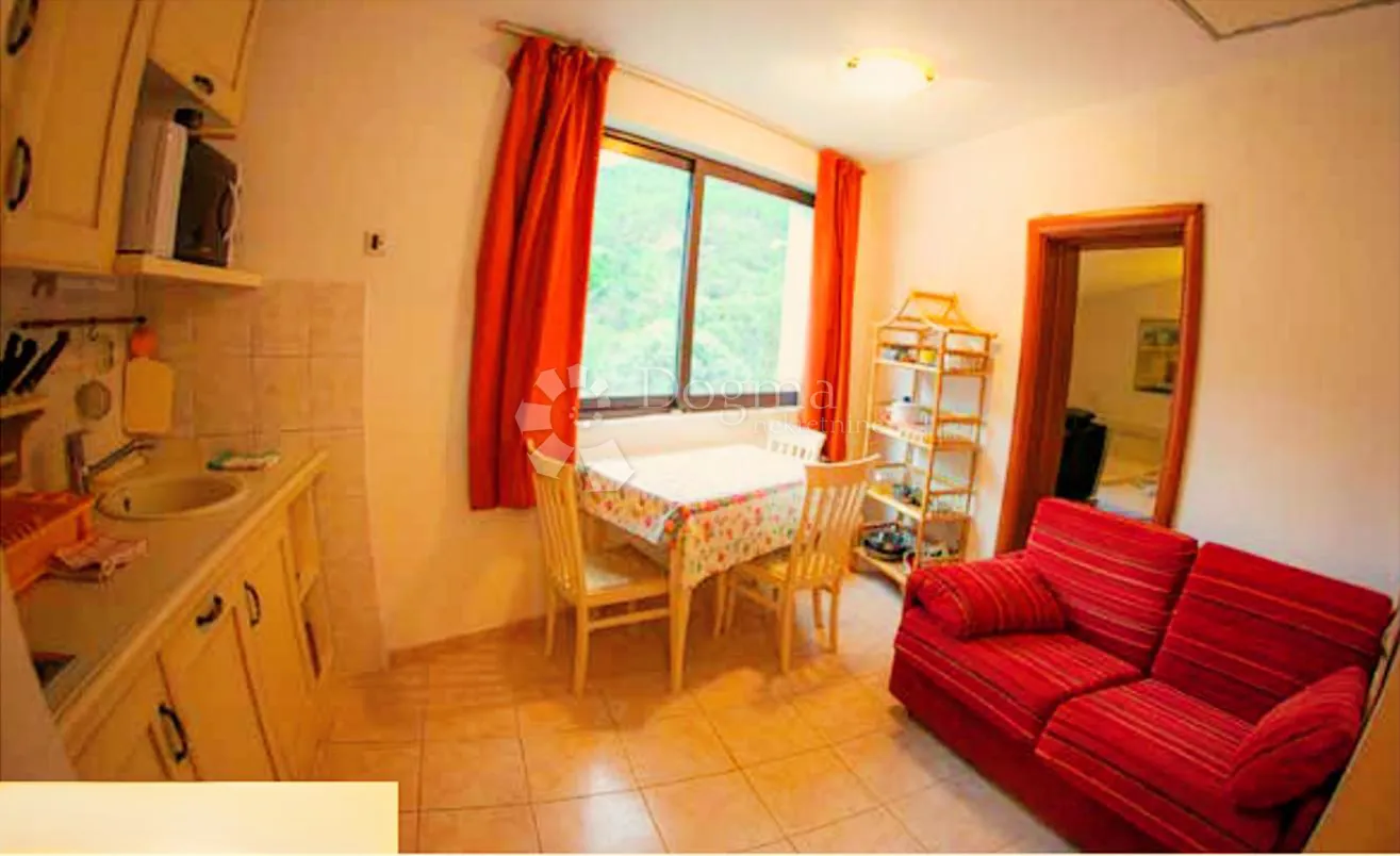 mala duba- prvi red do mora - apartman 8 - slika 2