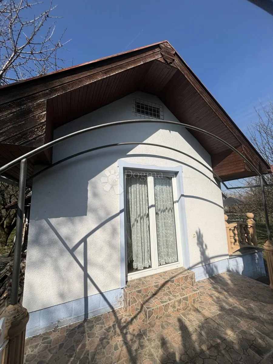sanjiva vikendica na savršenoj lokaciji - tavanac - slika 4