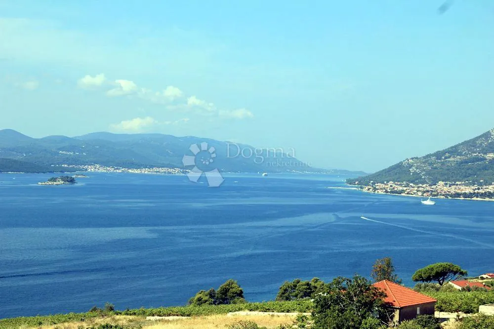 građevinsko zemljište 519 m² s građevinskom dozvolom – panoramski pogled, pelješac - slika 1