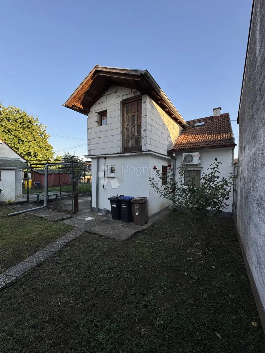 potencijal za gradnju nove kuće - 504 m2 - slika 23