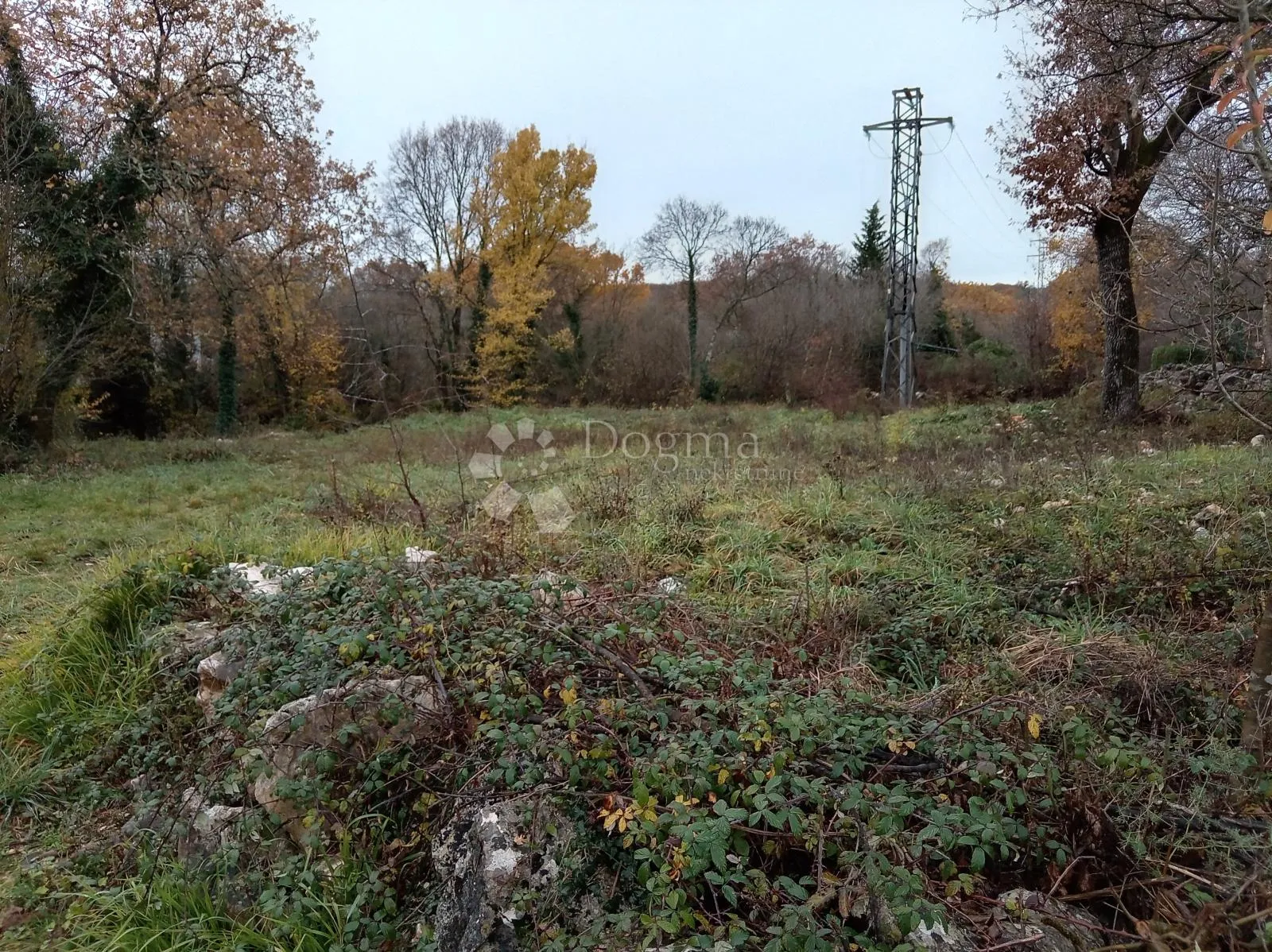 građevinsko zemljište 1.022 m² — ravan teren, otok krk - slika 3