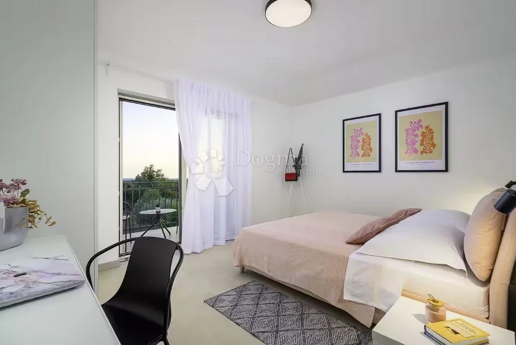 luksuzna vila s pogledom na more, bazenom i 4 spavaće sobe - slika 24