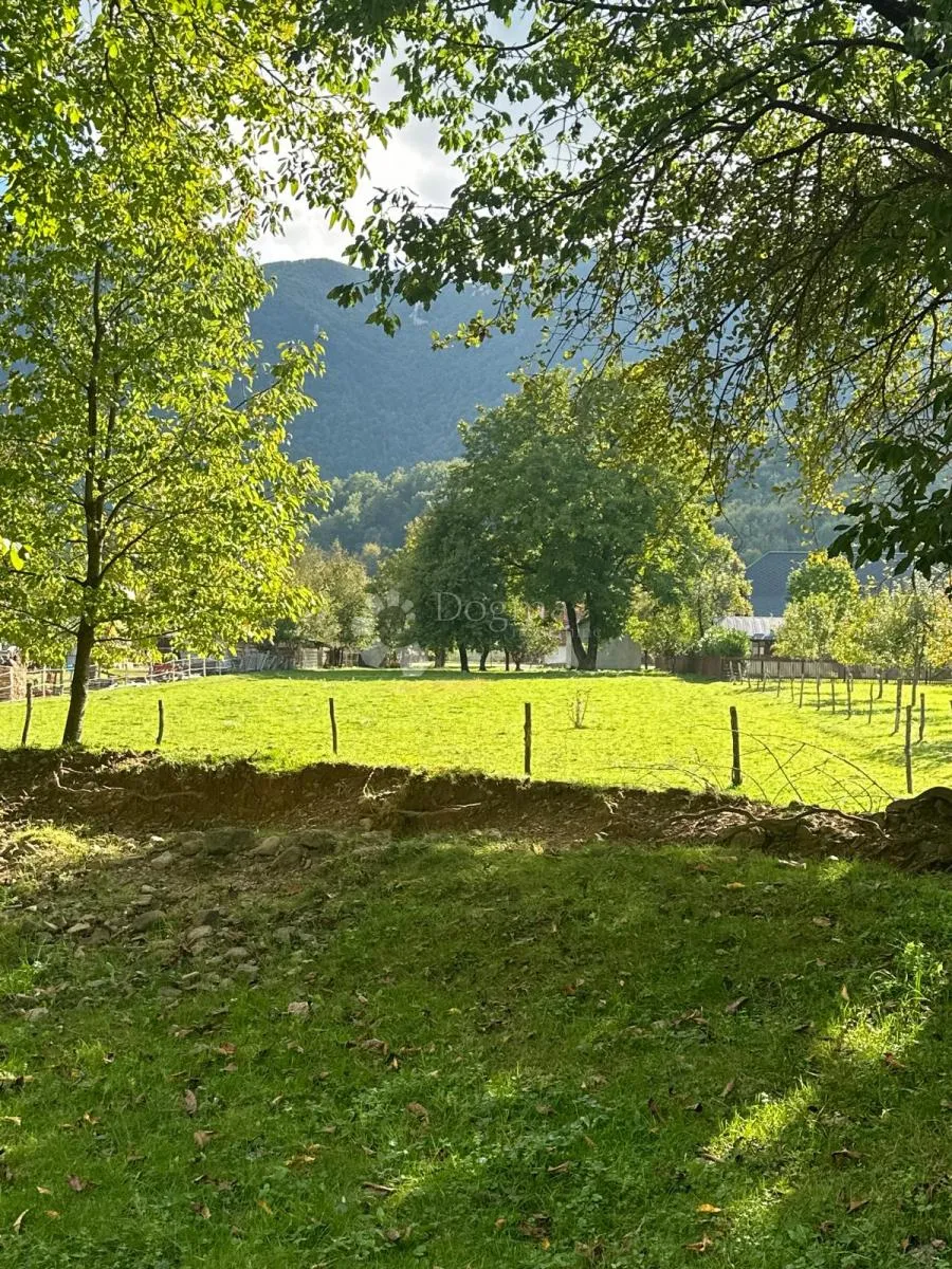 brušane kuća i novi pomoćni objekt stambene namjene 4200m2 - slika 4