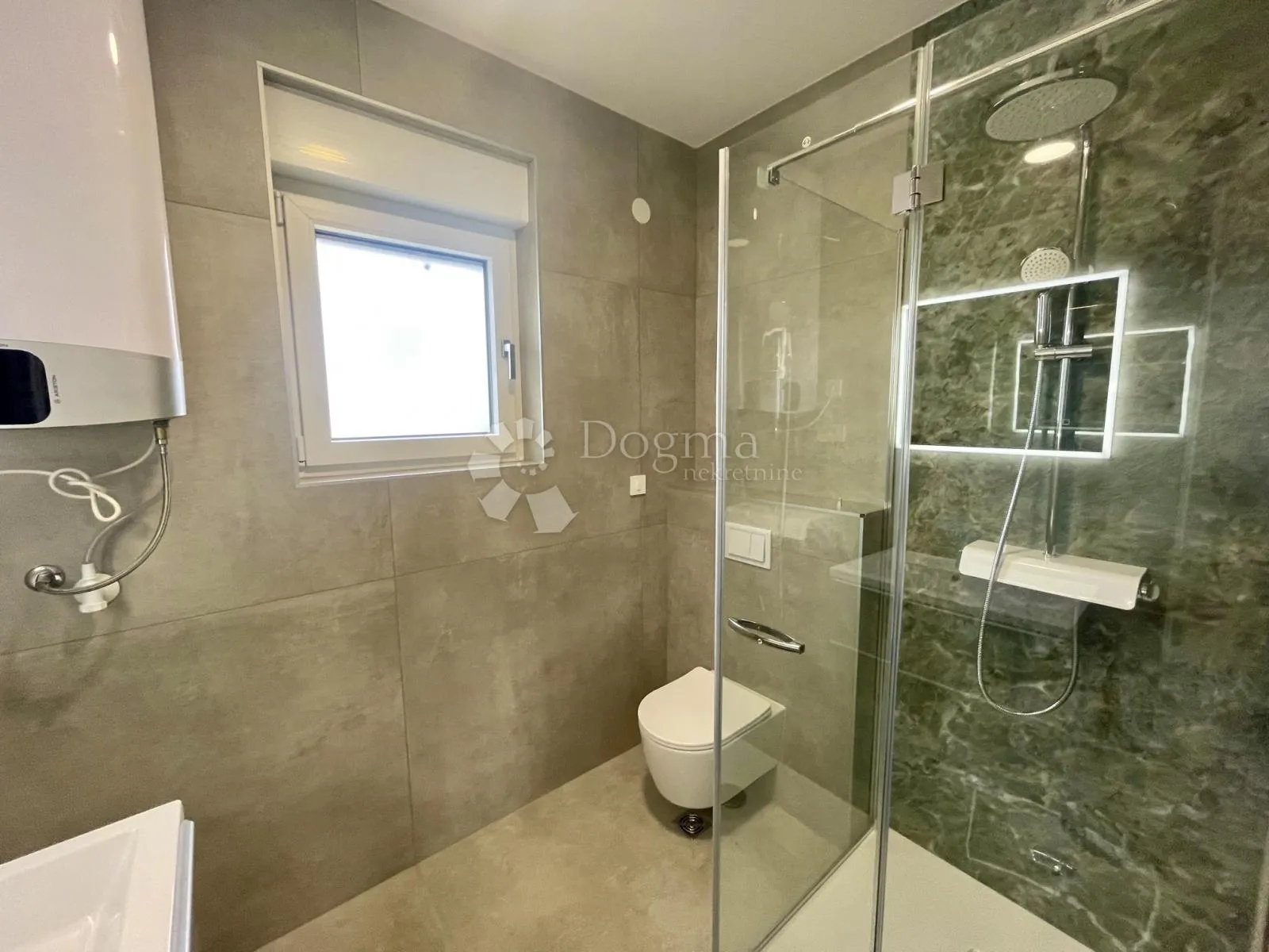 privlaka - apartman na 1. katu s pogledom na more - slika 8
