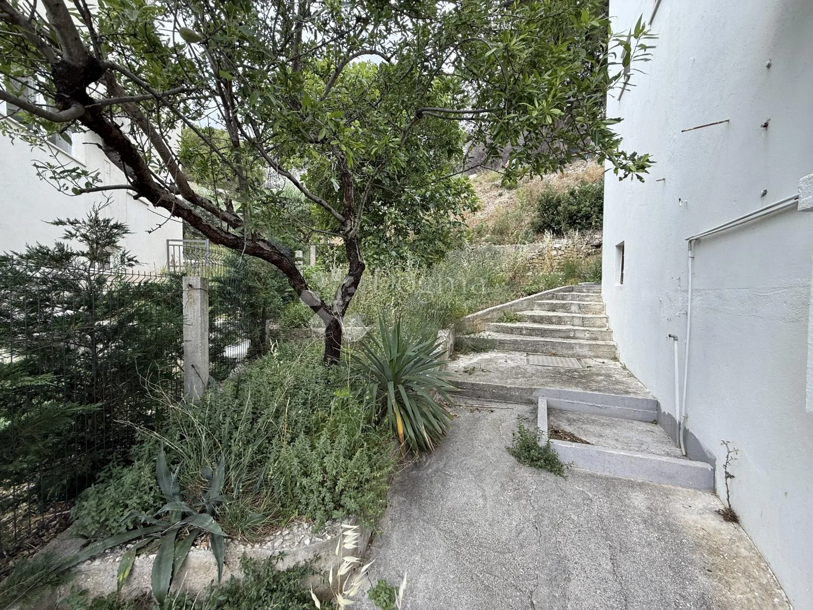 dva apartmana, marušići - slika 5