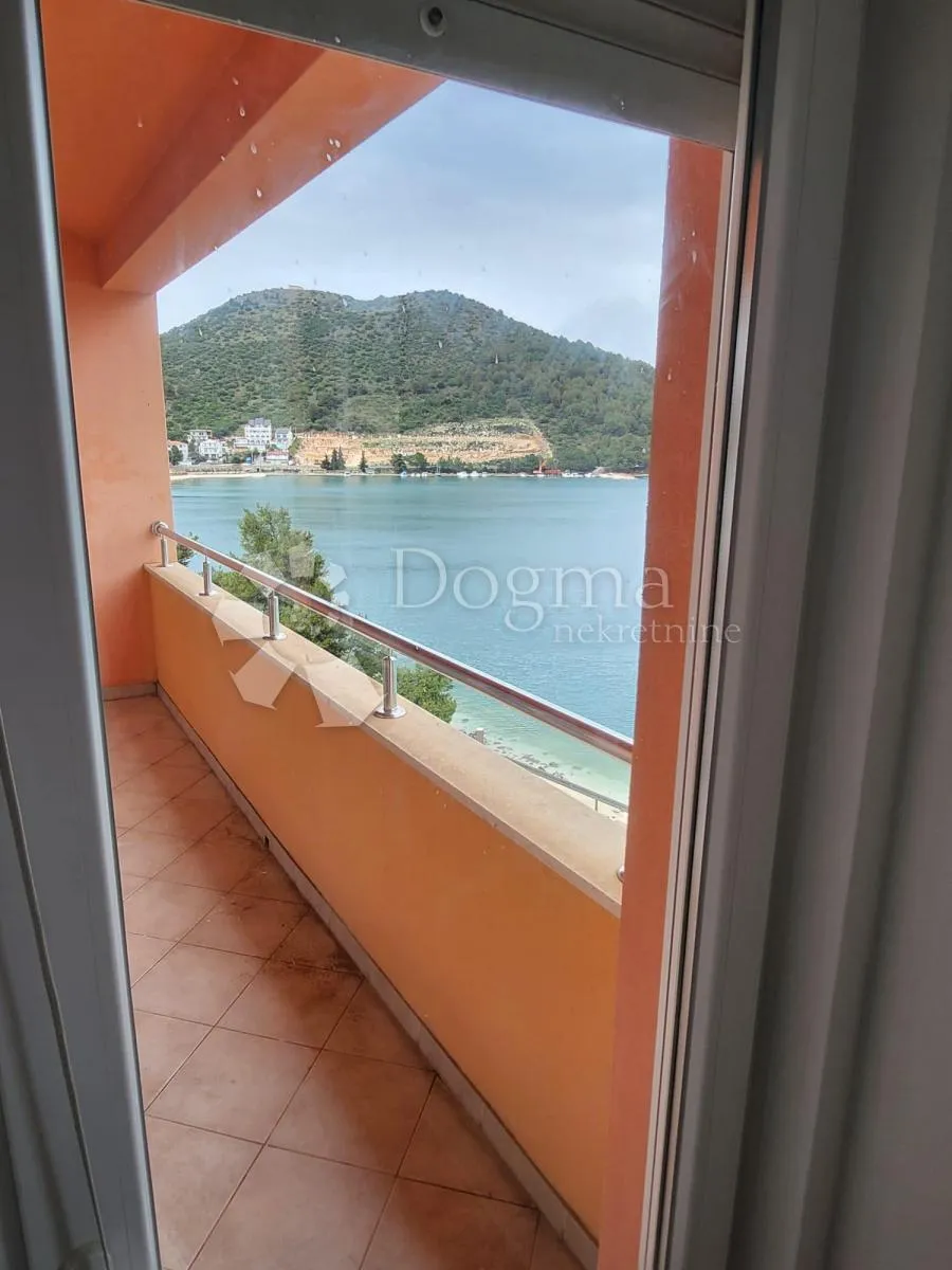 apartman prvi red do mora, marina - slika 2