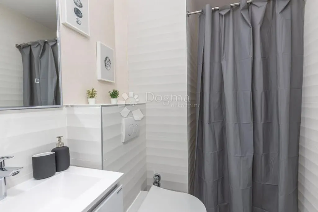 opatija, stan s pogledom, ukupno 153 m2 - slika 9