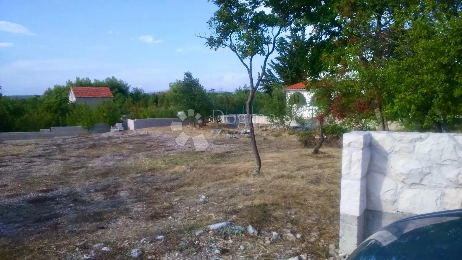 građevinsko zemljište s projektom u blizini primoštena - slika 3