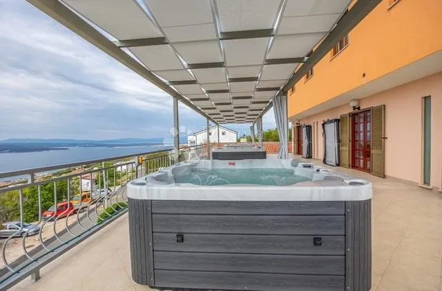 crikvenica,dvije kuće na velikom imanju,i panoramskim pogledom na more - slika 9