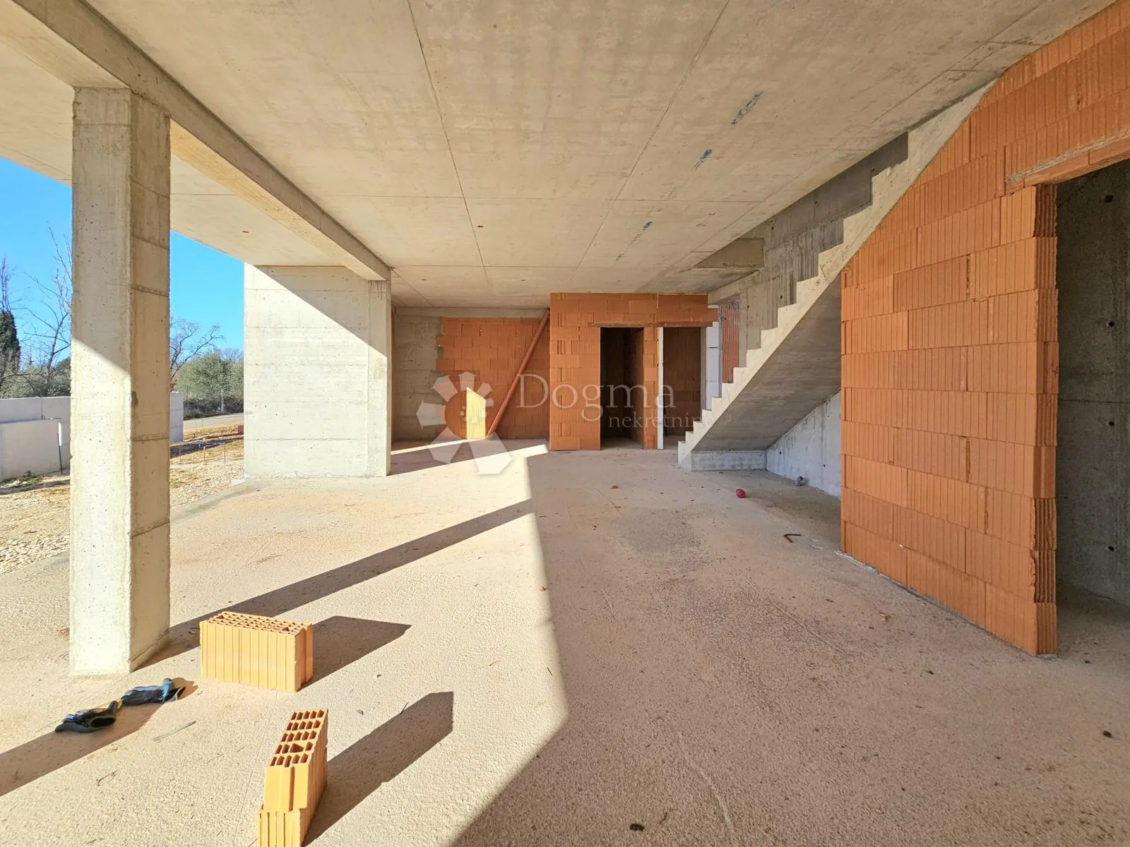 vila 500m od mora s okućnicom (967m2)) nadomak centra grada - slika 4