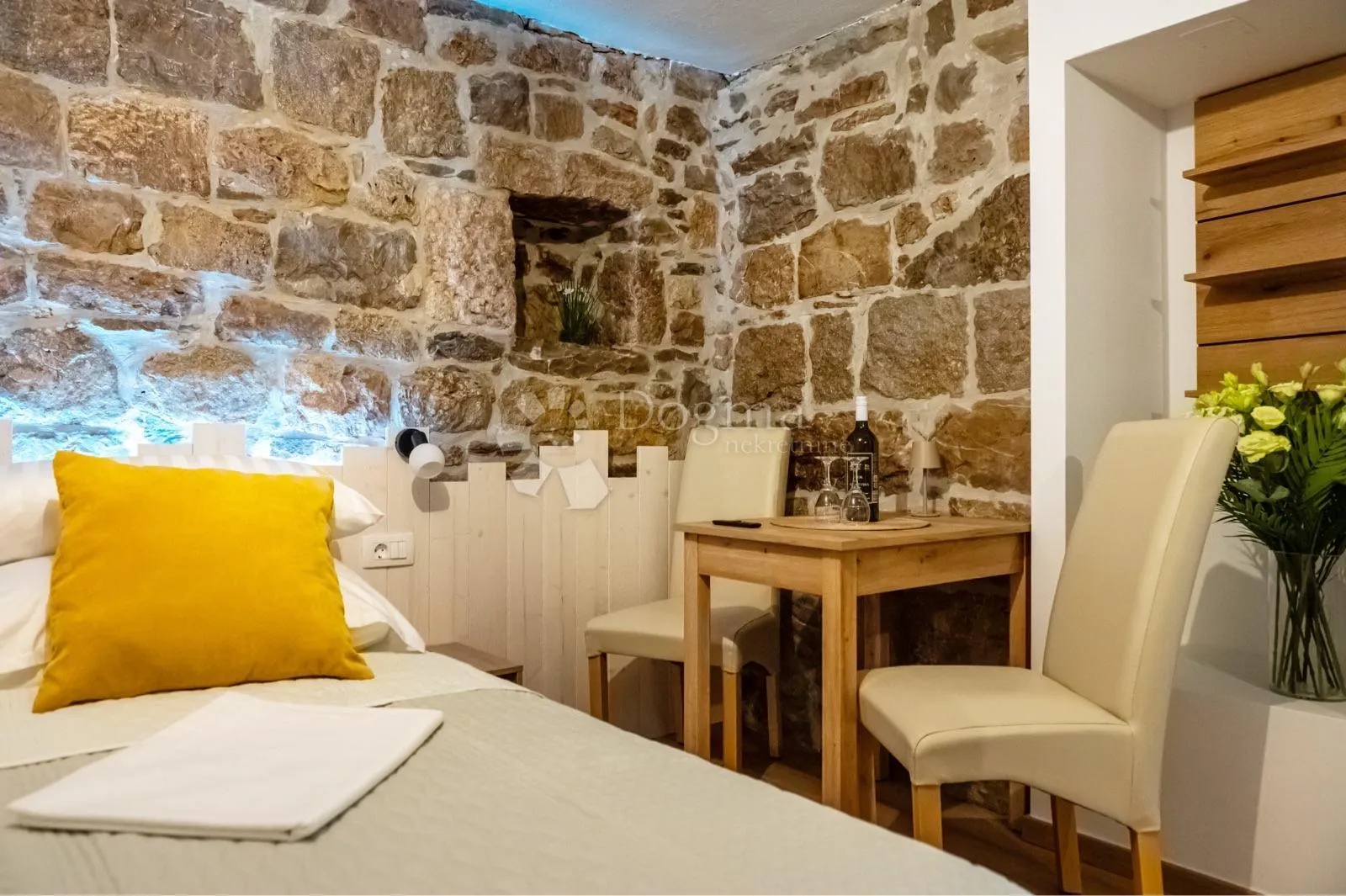 renovirana kamena kuća u radunici - slika 2