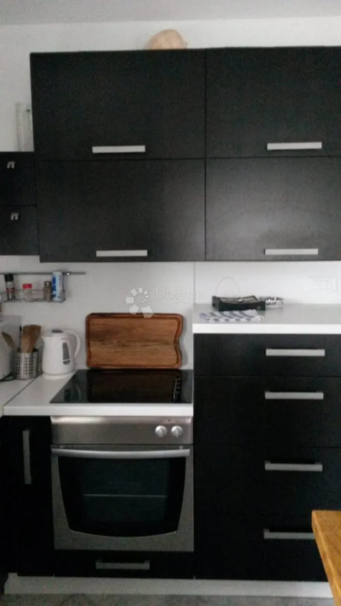 otok pašman, kuća sa 2 odvojena apartmana, 1.red do mora - slika 6