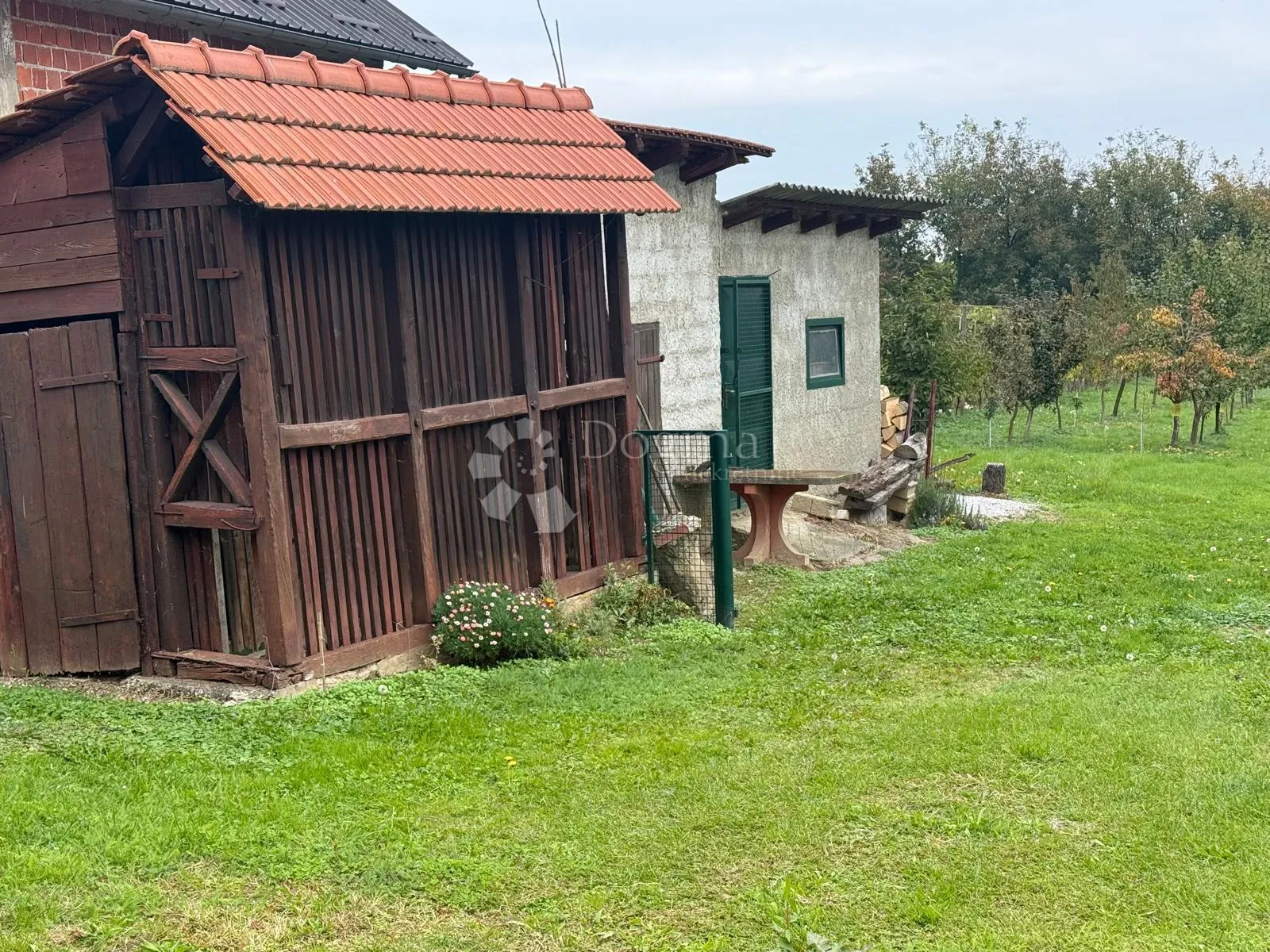 imanje u čalincu s romantičnom kurijom i modernom kućom - slika 44