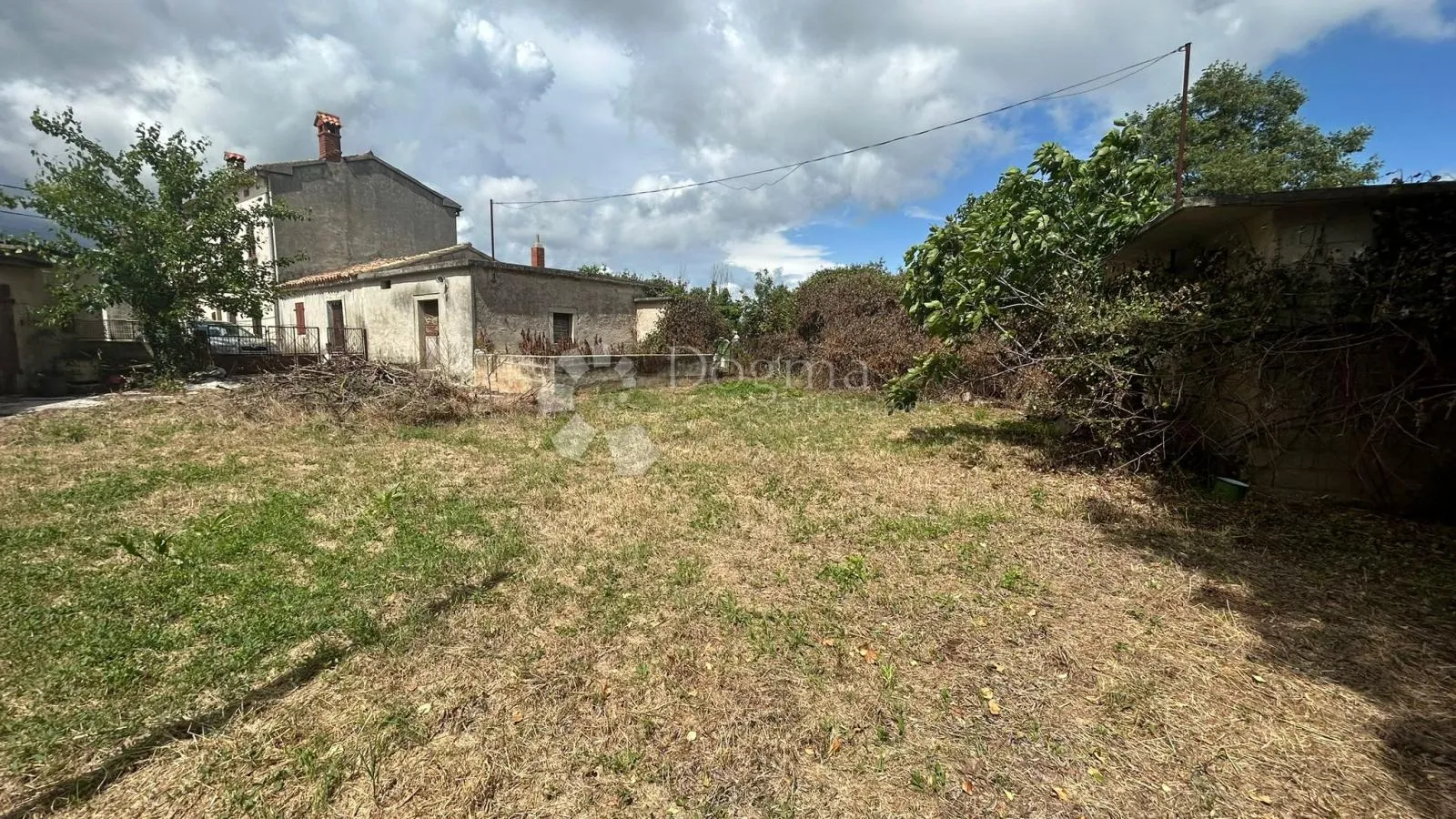 kuća za renovaciju s građevinskim zemljištem - barban - slika 6