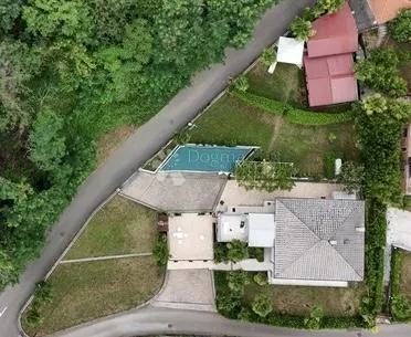 lovran, centar – samostojeća kuća s velikom okućnicom, 2 stana - slika 36