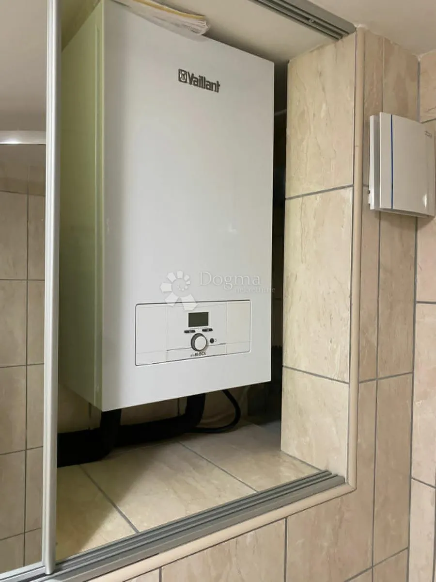 petrčane - prostrani dvoetažni stan s vrtom 119,24 m2 - slika 34