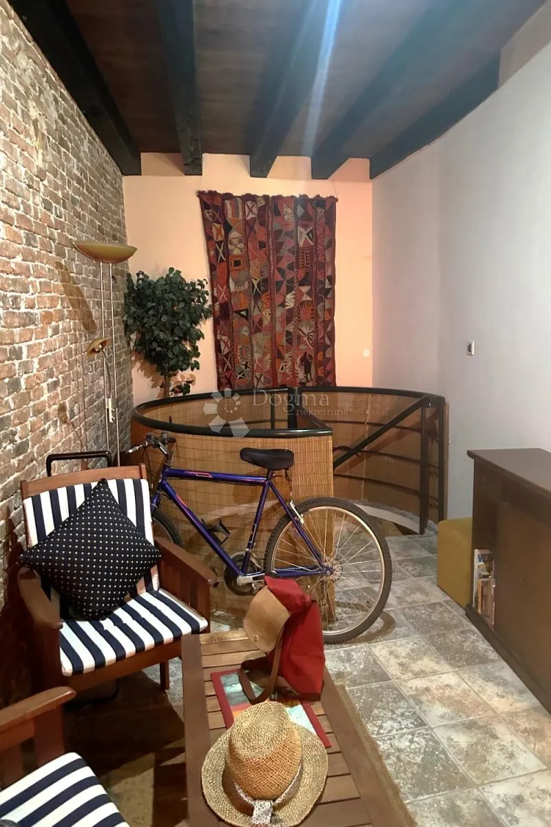 rovinj – unikatna kuća s vrtom u srcu starog grada - slika 30