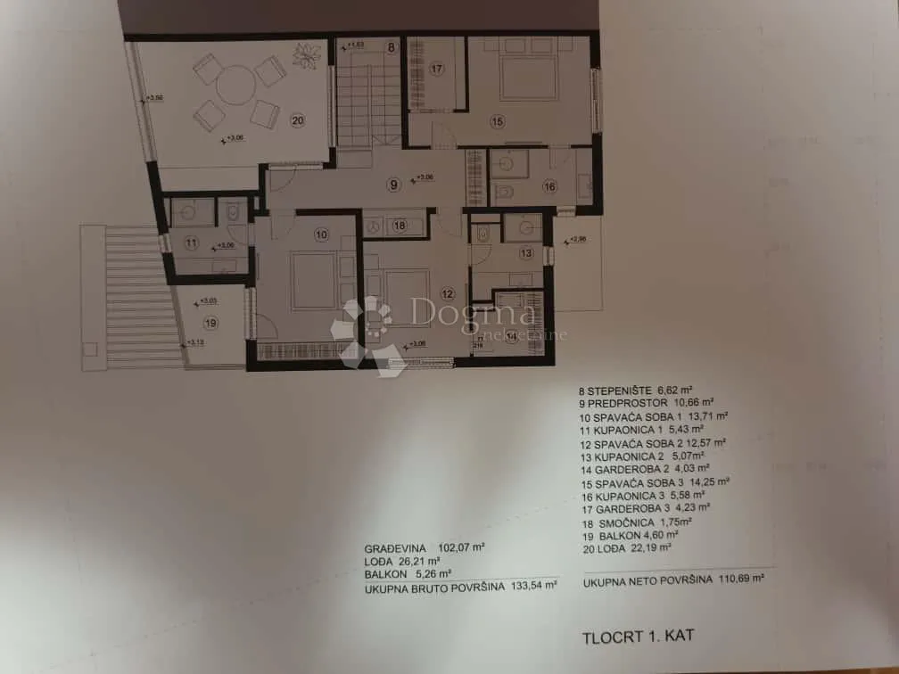 vila s bazenom u strožancu - slika 66