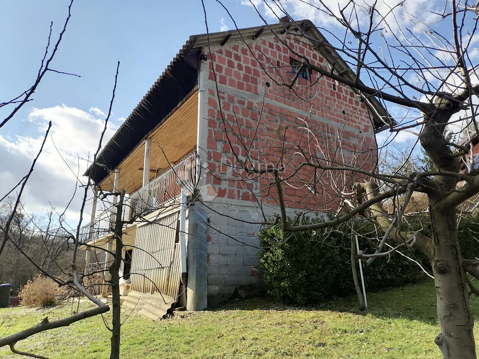 kuća za renovaciju u križancu - slika 6