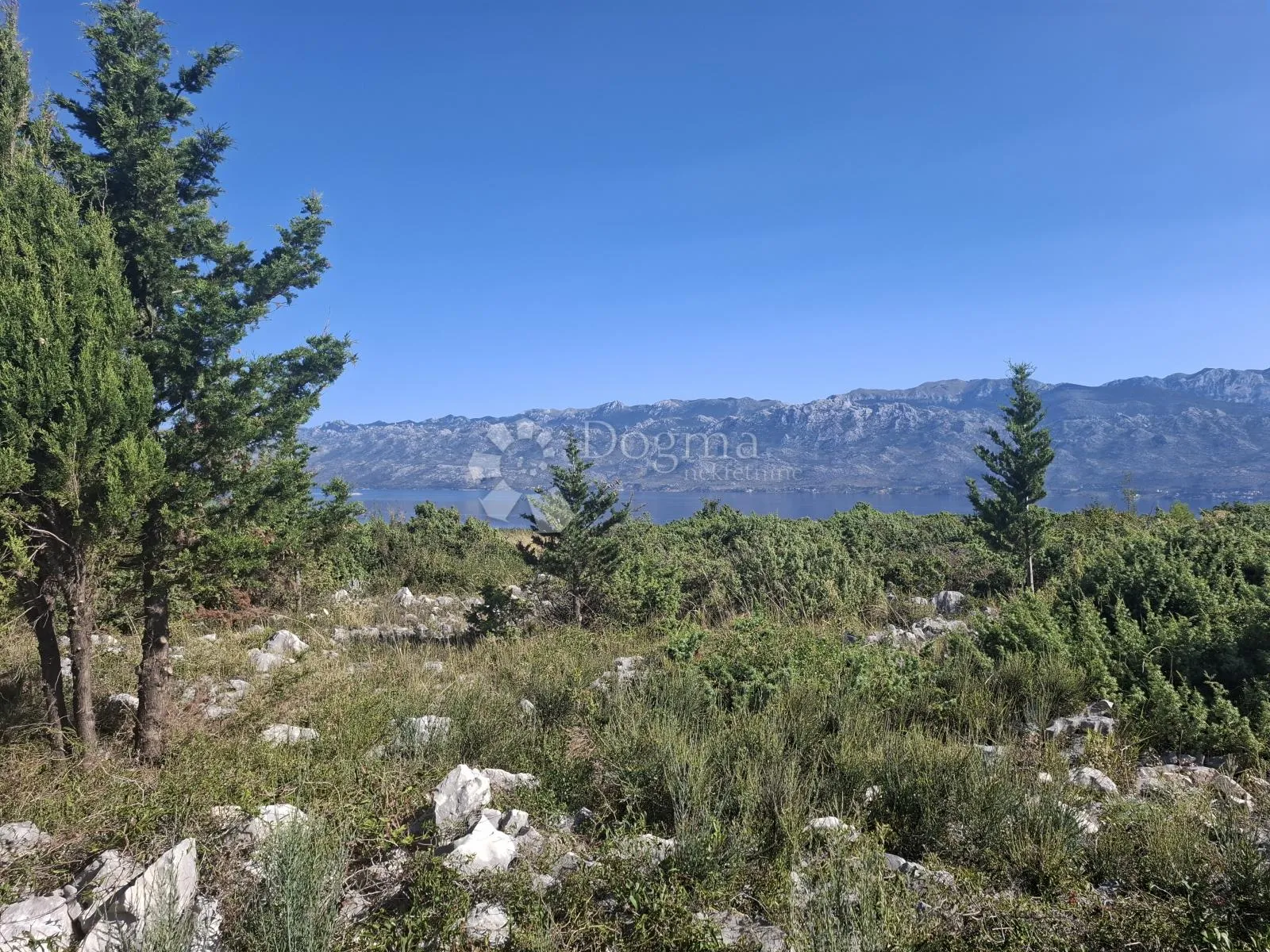 građevinsko zemljište sa prekrasnim pogledom - slika 2