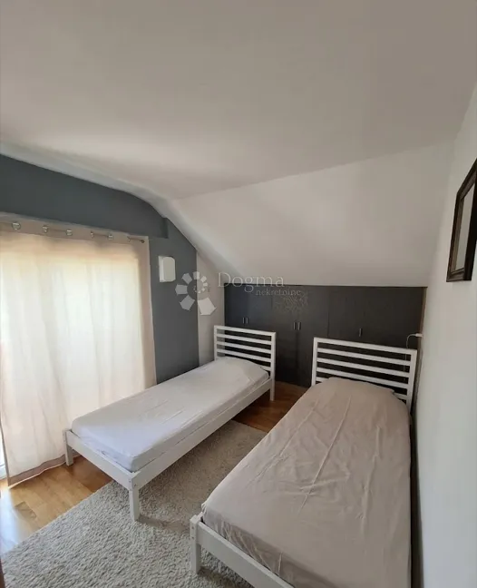 kuća s dvorištem vrapče, parcela 240 m², 2 cjeline - slika 12