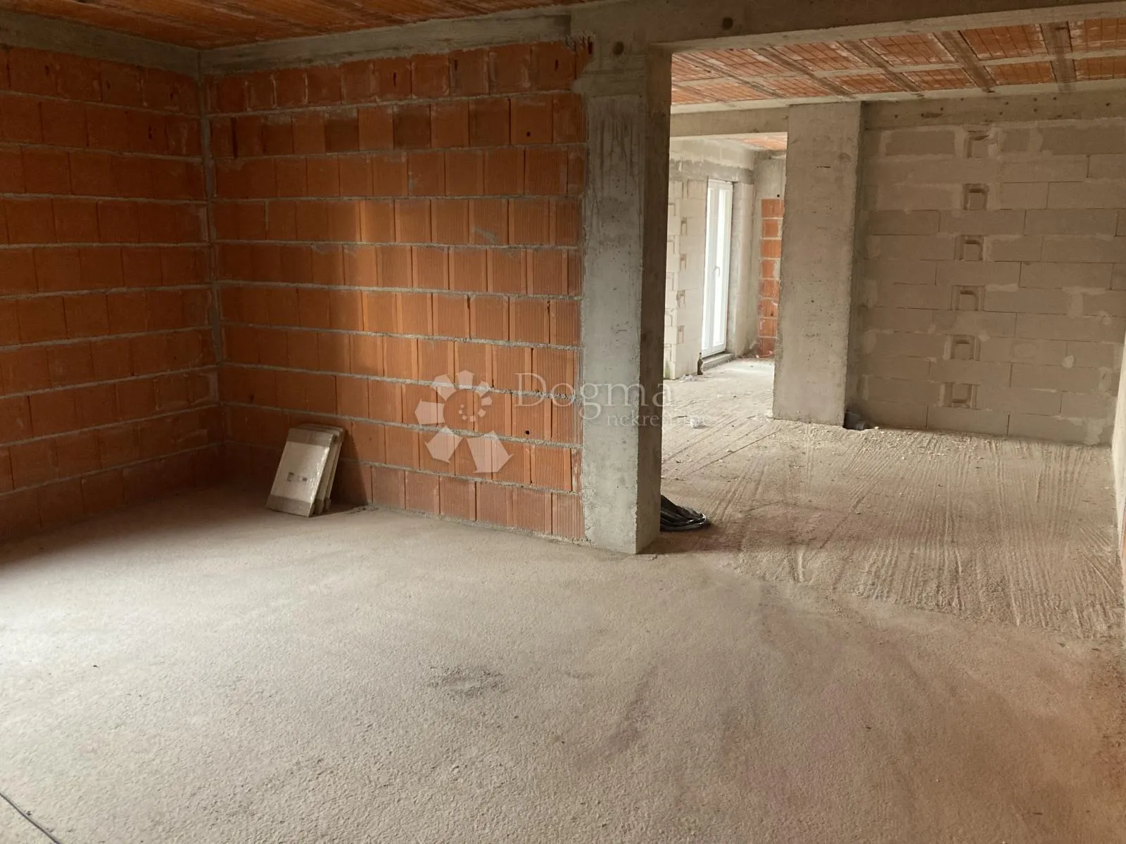 lozovac – prostor za najam – 240m², mogućnost prilagodbe prema namjeni - slika 3
