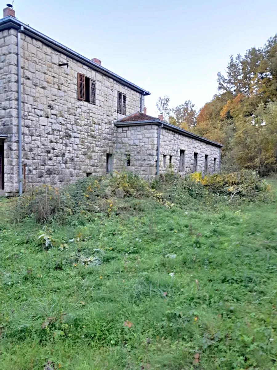 građevno zemljište s dozvolom za starački dom - slika 2