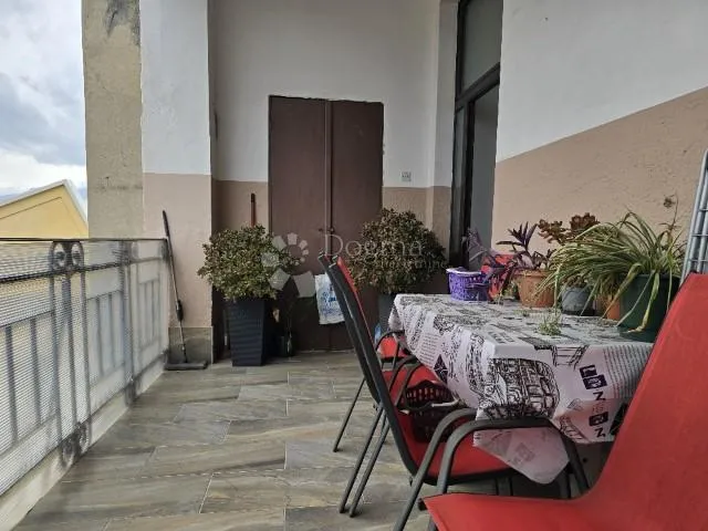 odličan uređen 3s+db stan na mlaci - slika 26