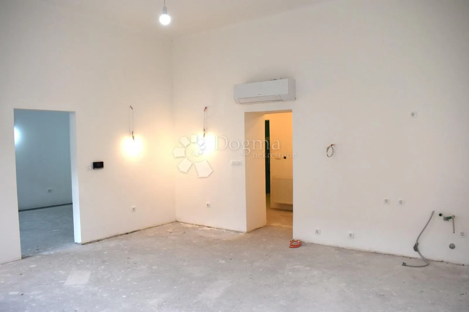 centar zagreb 111m2 - slika 17