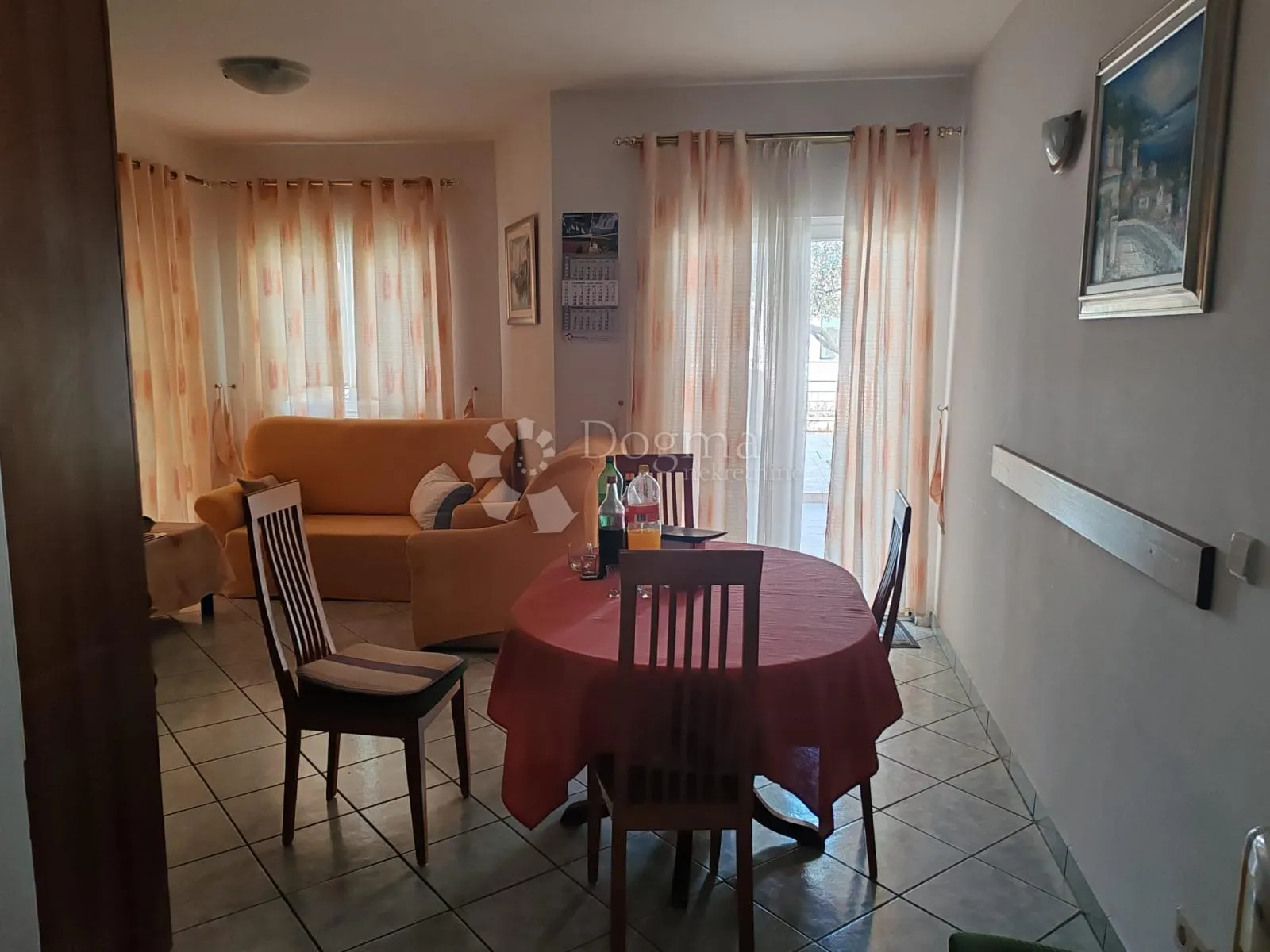 zatoglav - kuća nadomak mora sa 7 apartmana i poslovnim prostorom - slika 33