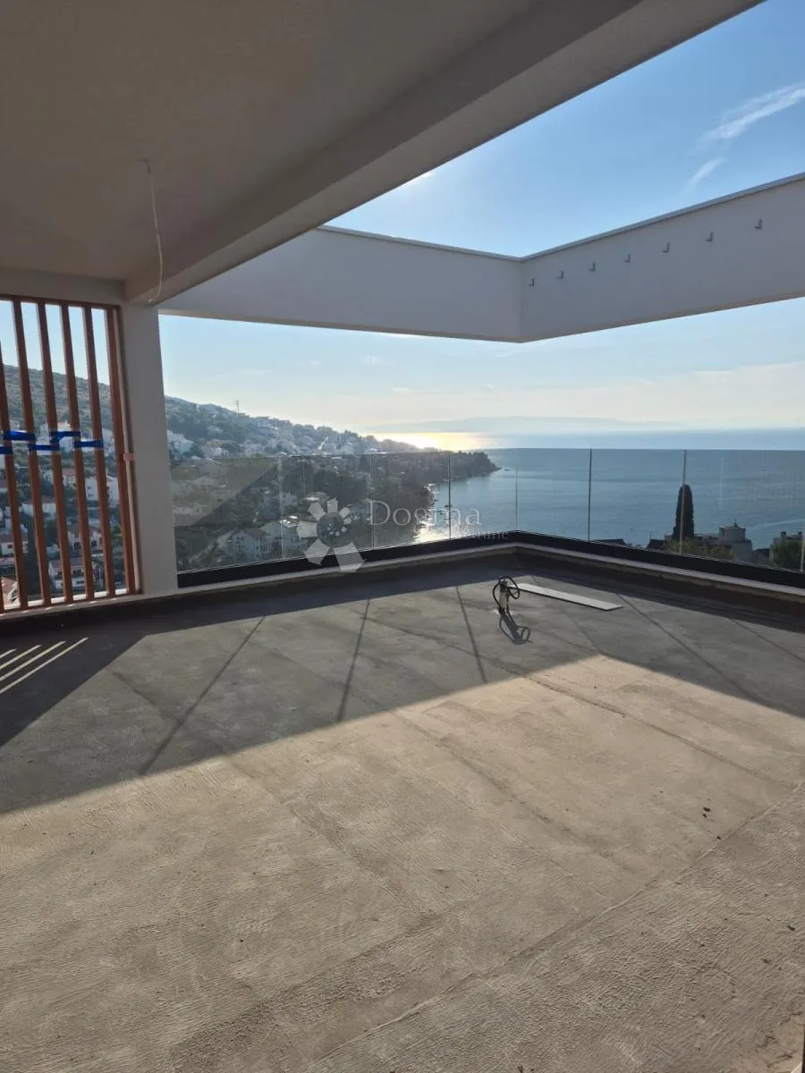 novogradnja – luksuzni penthouse (s17) s jacuzzijem i panoramskim pogledom na more – okrug gornji - slika 7