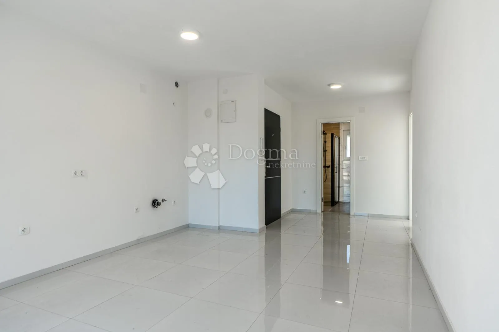 apartman u blizini plaže - slika 4