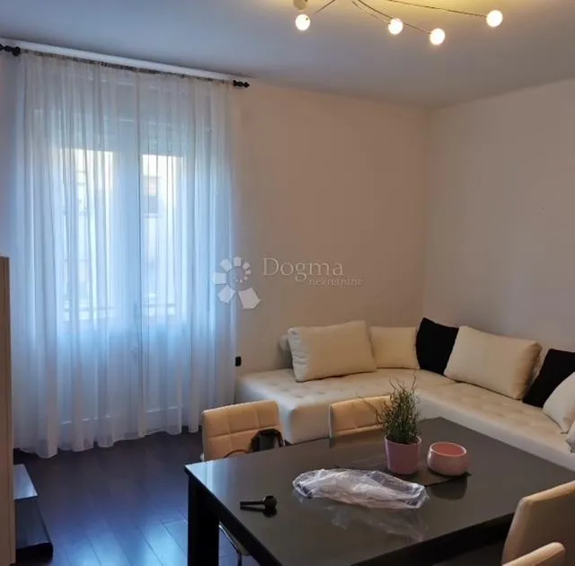 belveder-adaptiran,2s+db,62.53m2,balkon odmah useljiv - slika 3