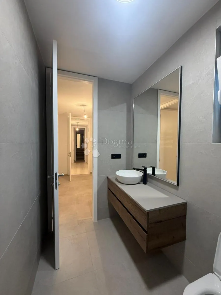 pogled, intima, luksuz - villa u oazi prirode novalja - slika 30