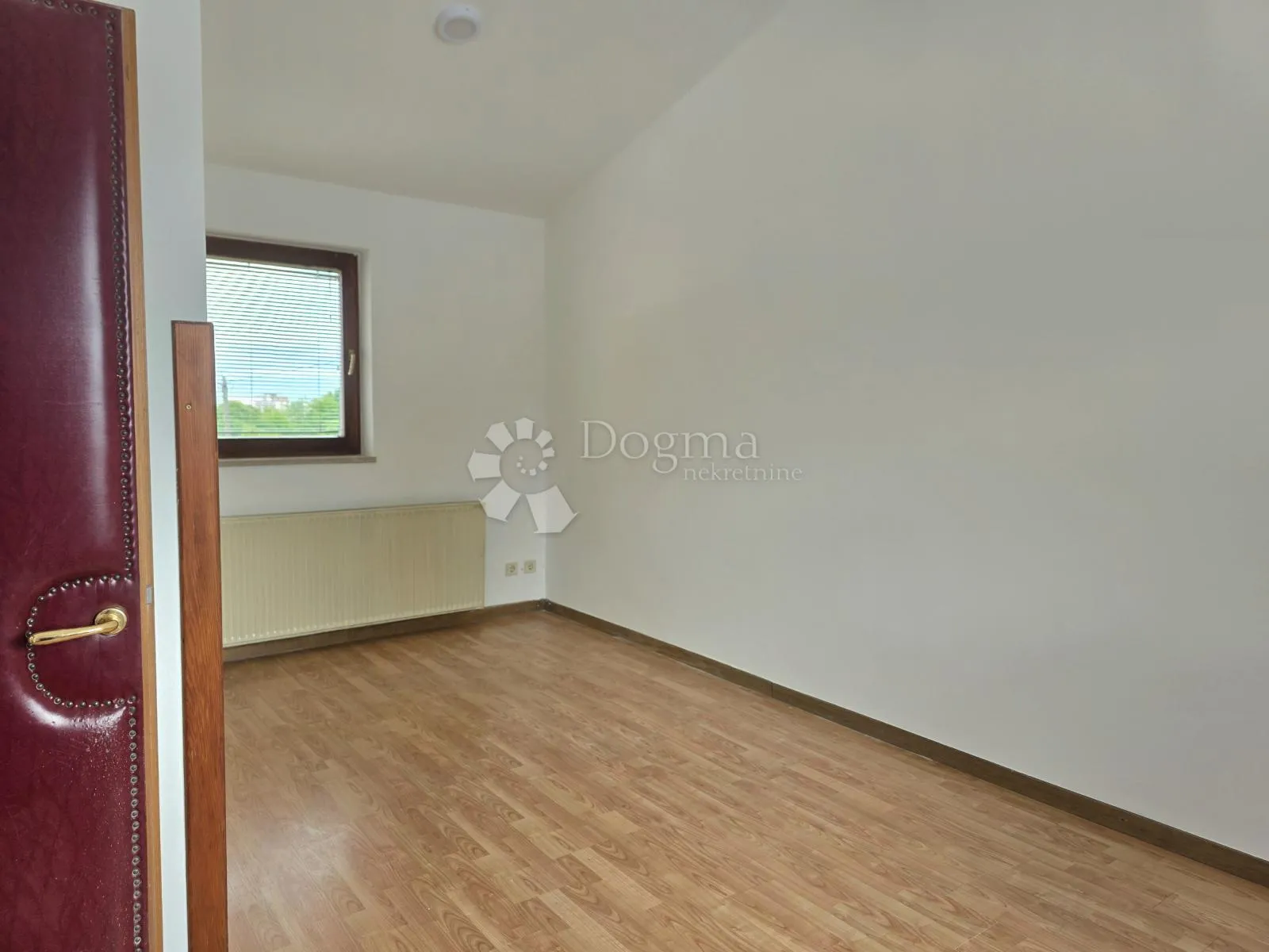 prodaja, kuća, karlovac, nkp 304m², švarča - slika 23