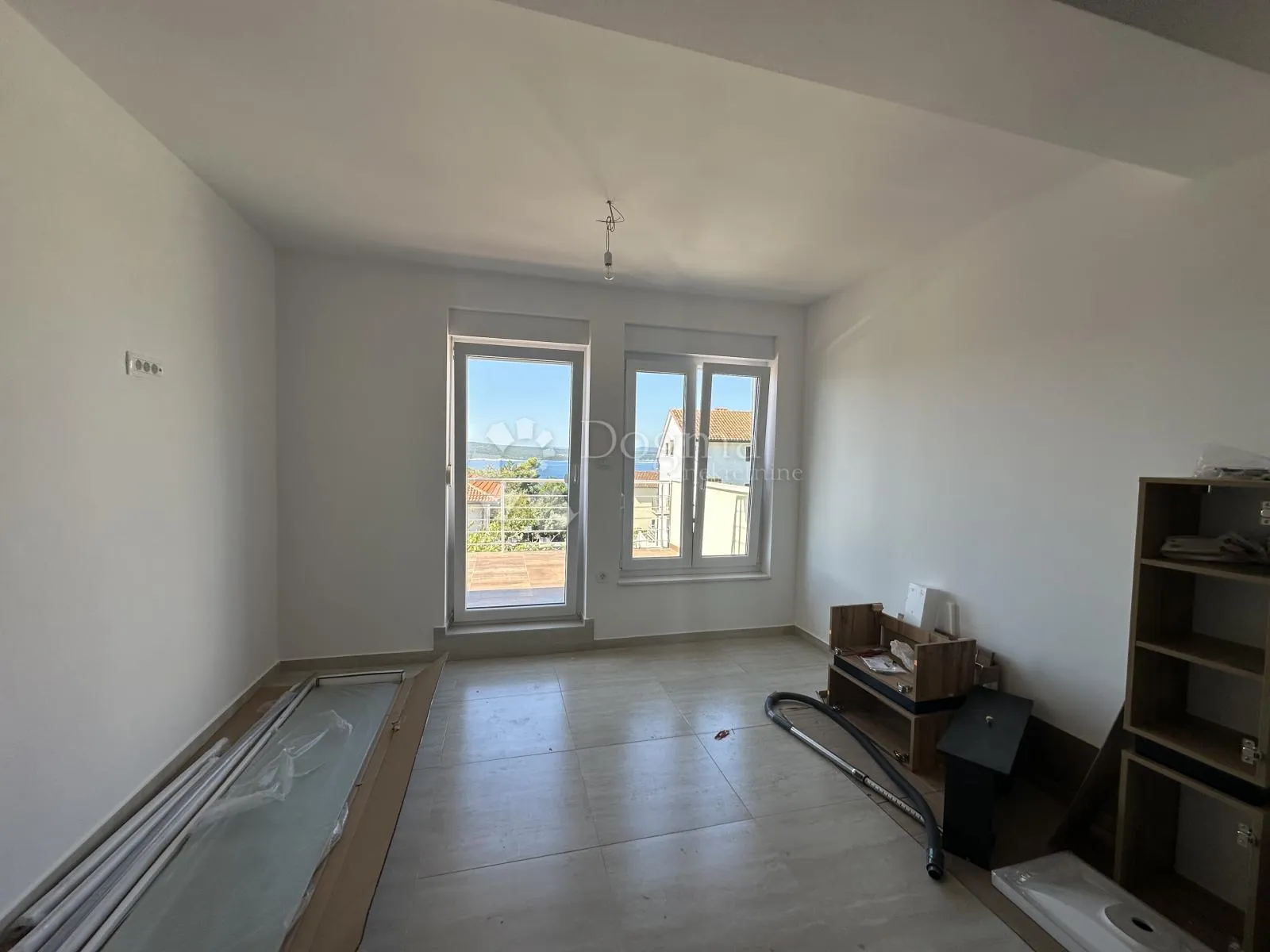 kuća sa 6 apartmana 550m2 u blizini mora - slika 10