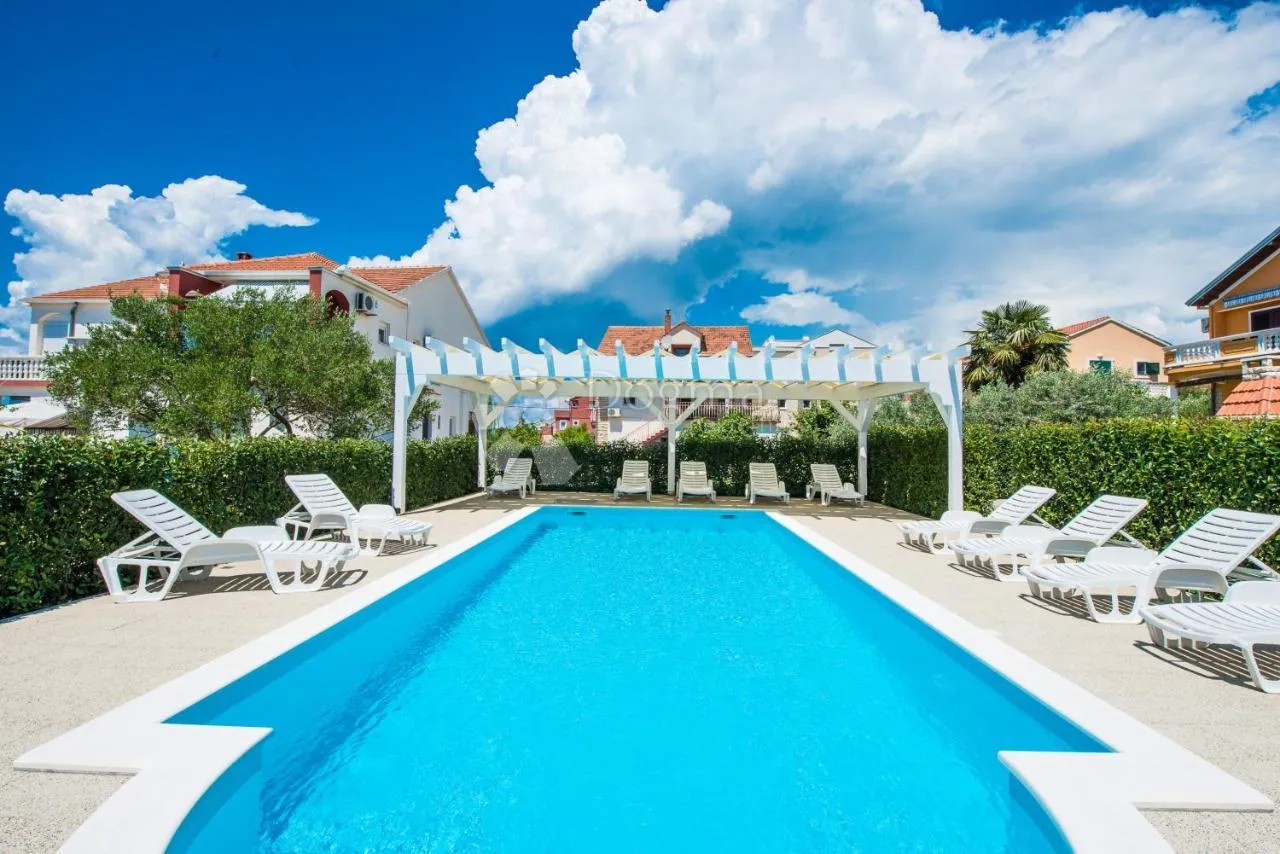 prodaje se kuća na zadarskom području - idealna investicija za turistički najam - slika 44