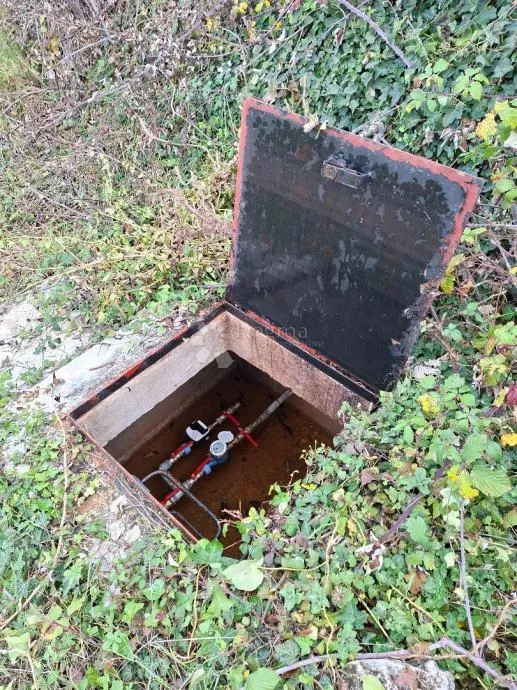 građevinsko zemljište sa dozvolom i projektom - slika 12