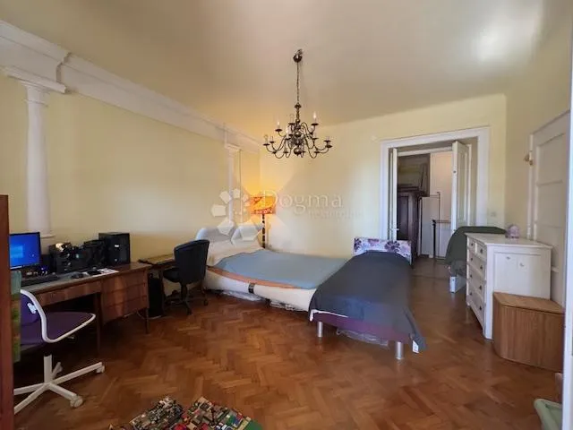 bulevard komforan stan sa terasom - slika 5