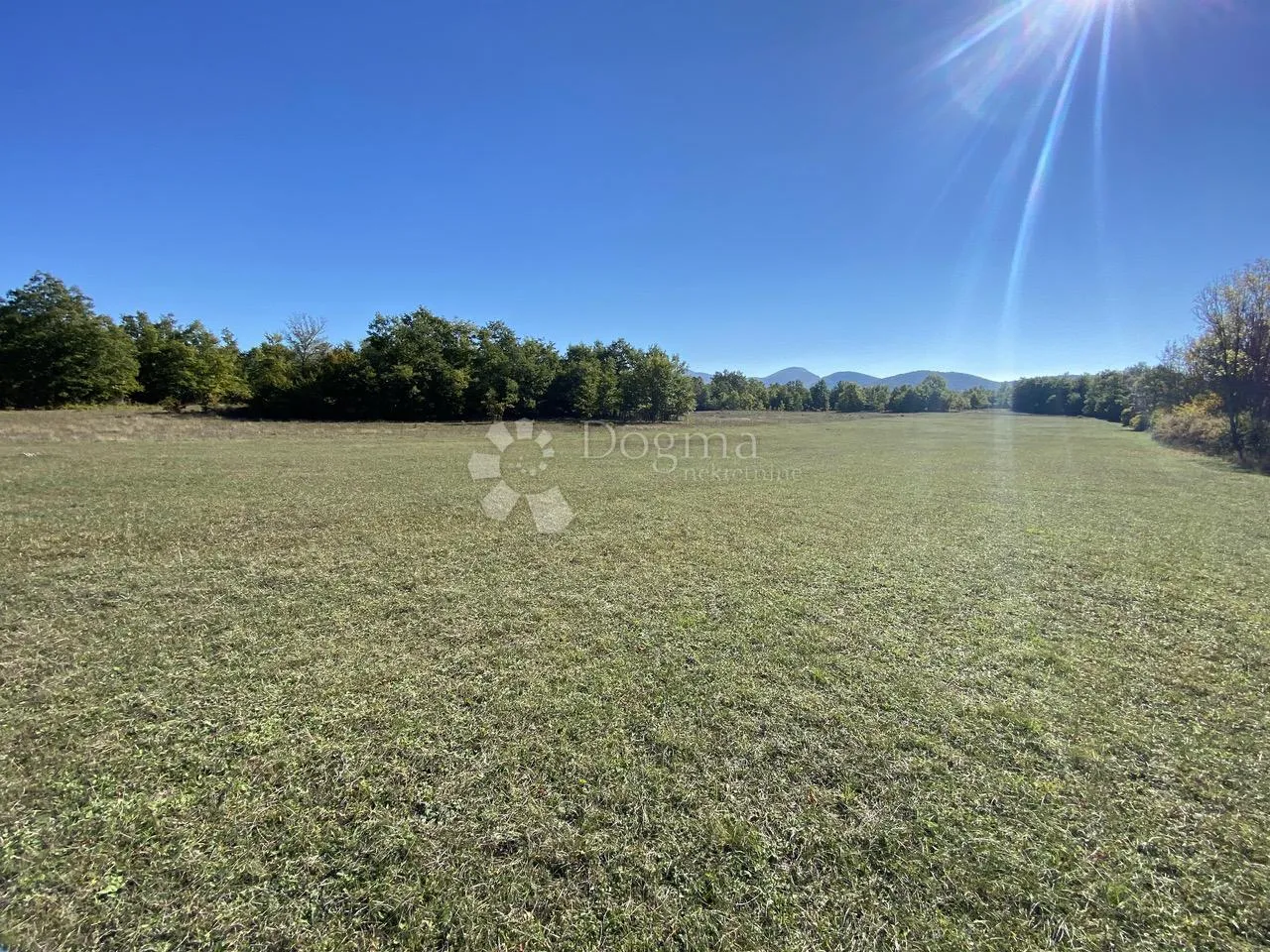 atraktivno zemljište na prodaju – lovinac, 42.343 m² - slika 6