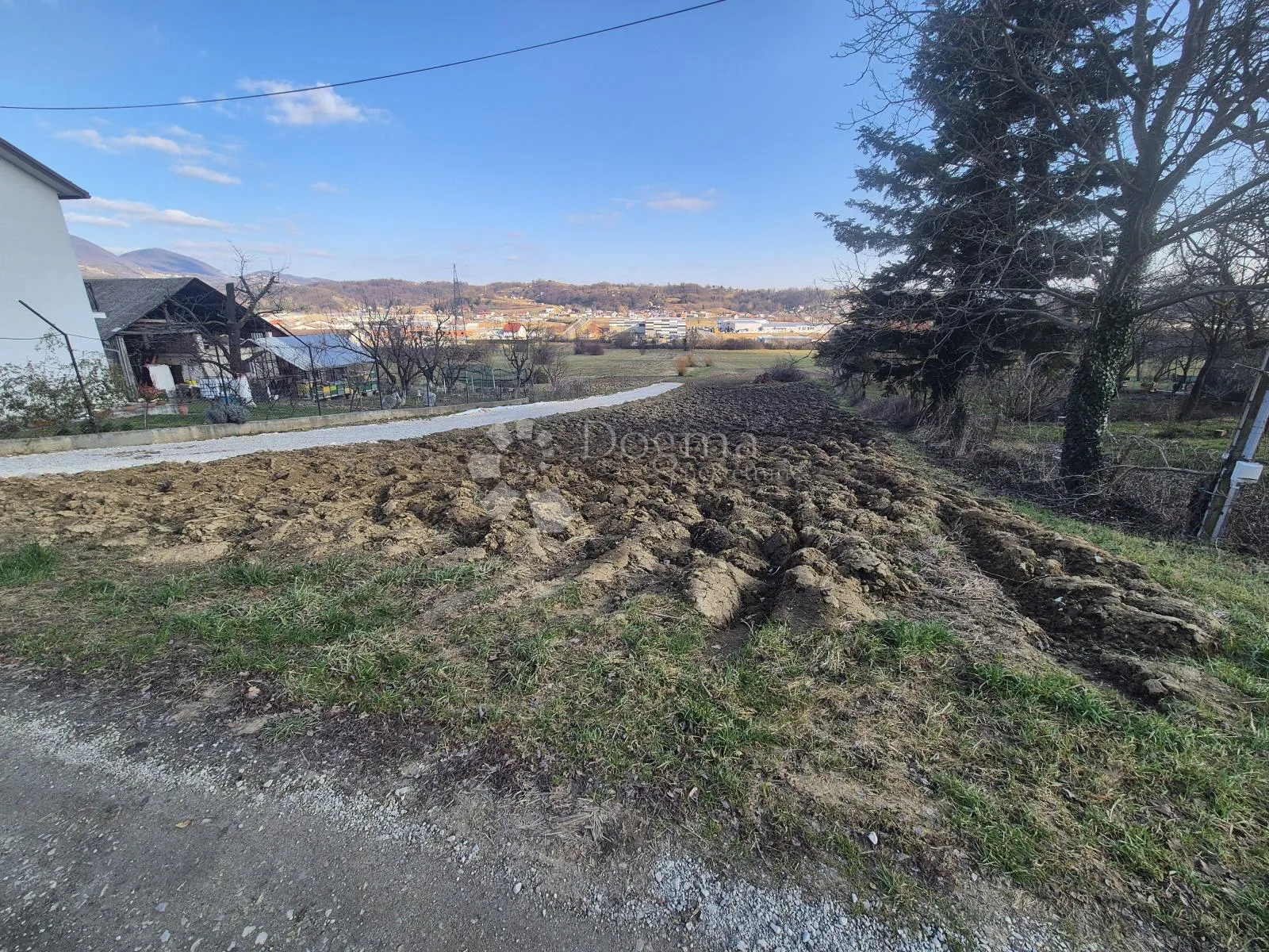 građevinsko zemljište 1.439m² u krapini! - slika 1