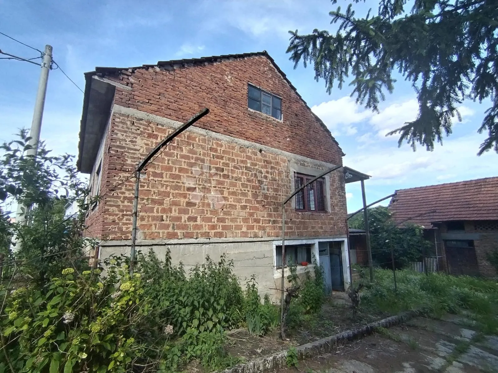 kuća za adaptaciju s velikom okućnicom-novi bošnjani - slika 4
