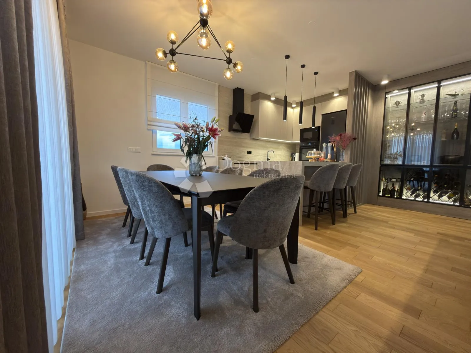 penthouse sesvete | 129 m2 | dizajnerski uređen - slika 4