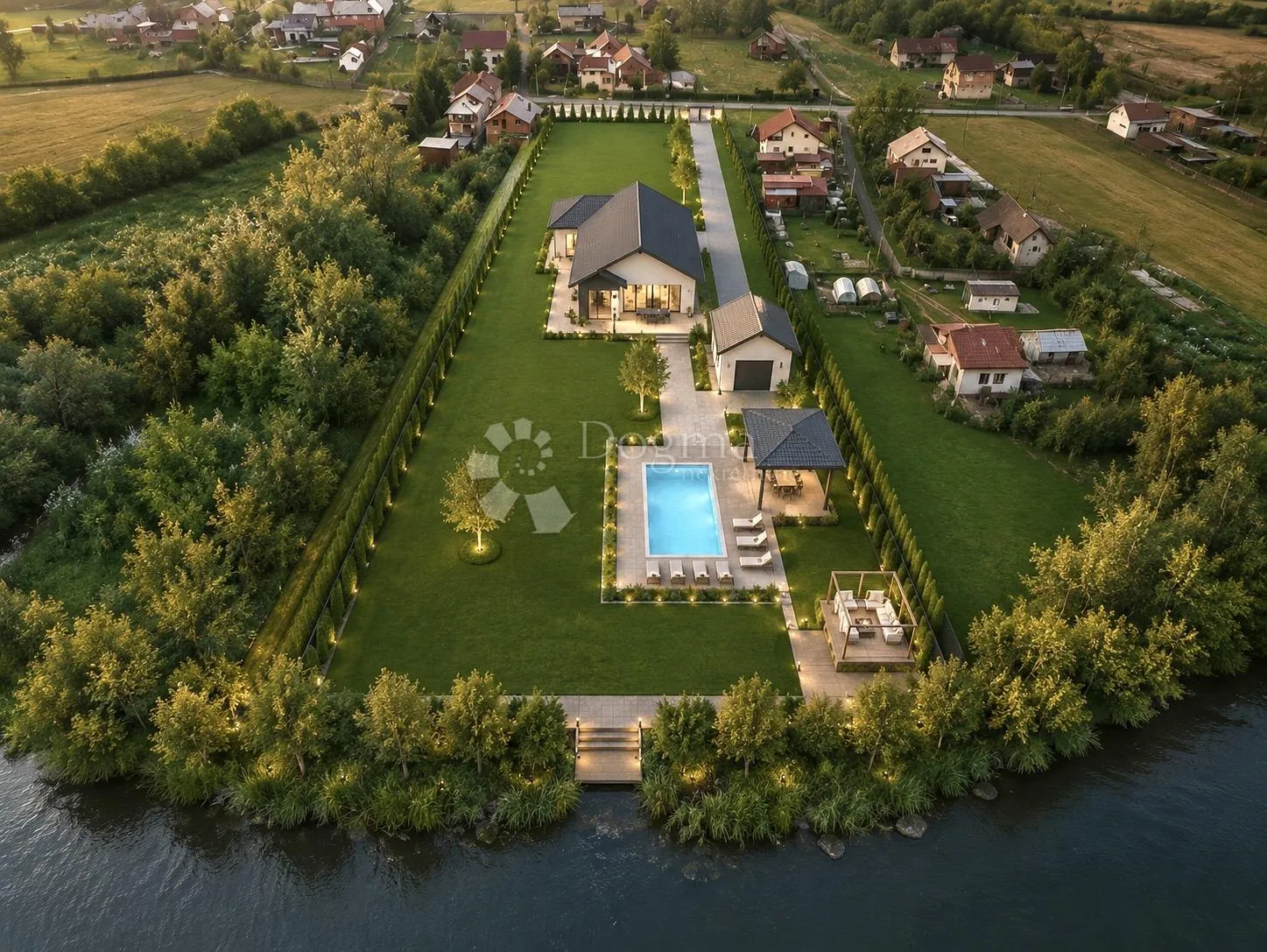 građevna parcela za divnu obiteljsku oazu uz investicijski potencijal na 8100 m2 - slika 2