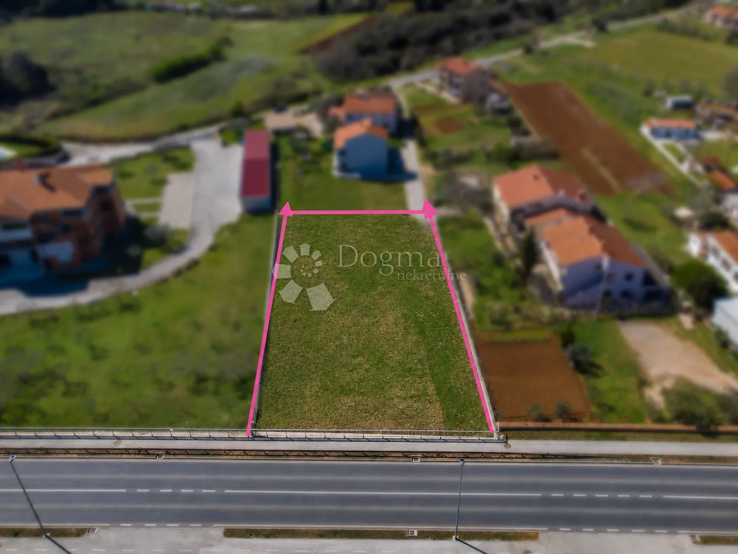 građevinsko zemljište 1.315 m² na jednoj od najpoželjnijih lokacija! - slika 1